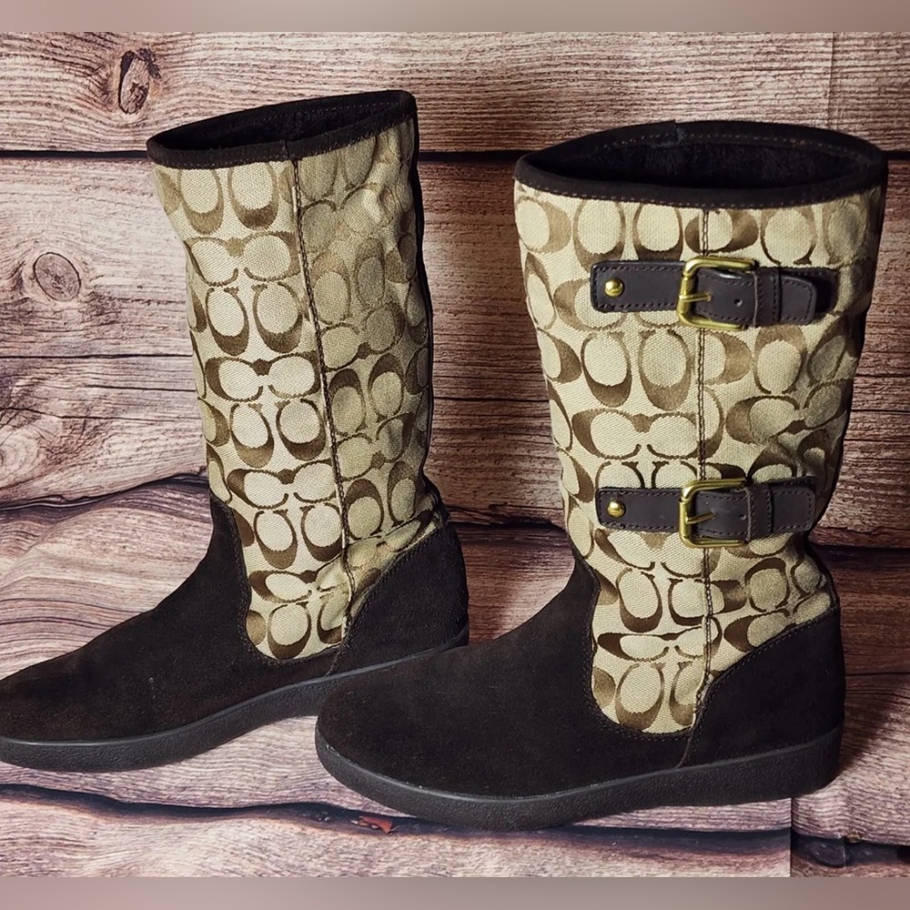 COACH TINAH Q1357 SIGNATURE Logo Size 5 1/2B Fleece lined, Warm & Cozy Boot - Picture 8 of 8